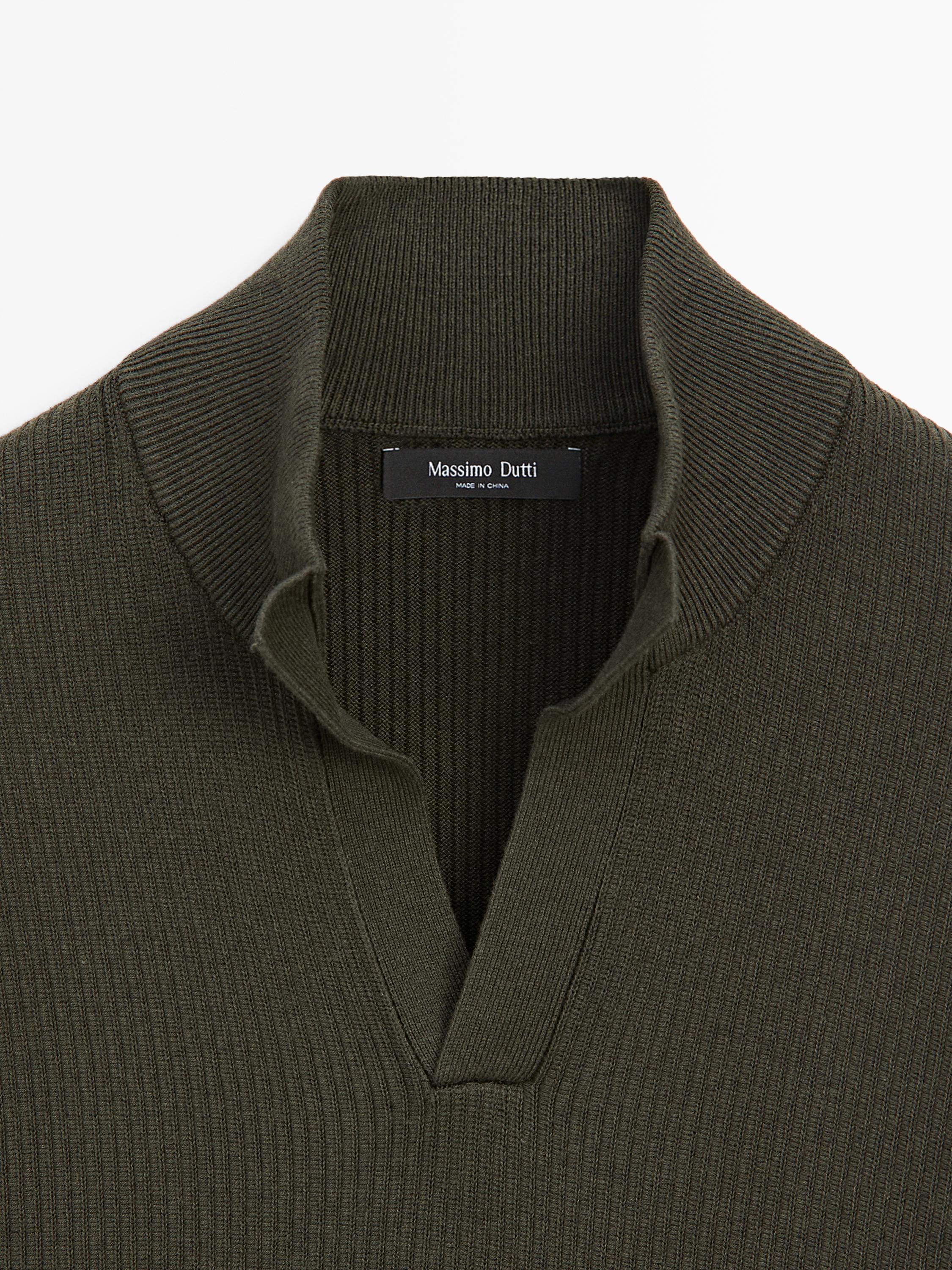 Mock neck knit sweater with V-neck